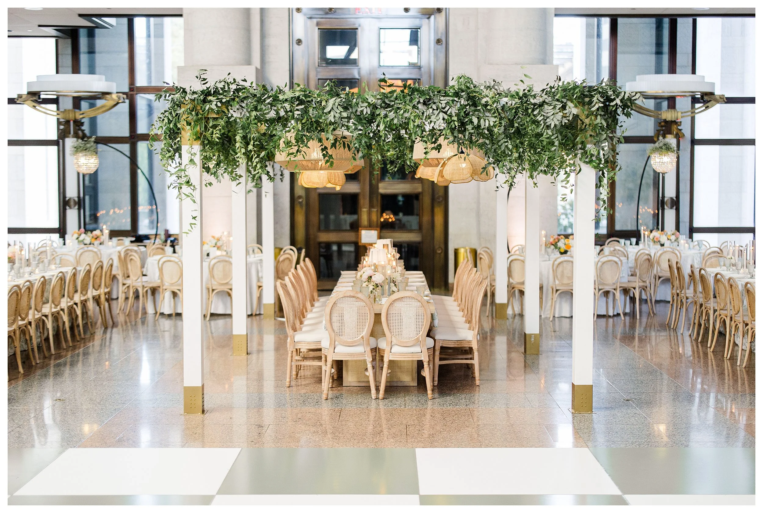 starling studio june Ohio Statehouse wedding_0055.jpg