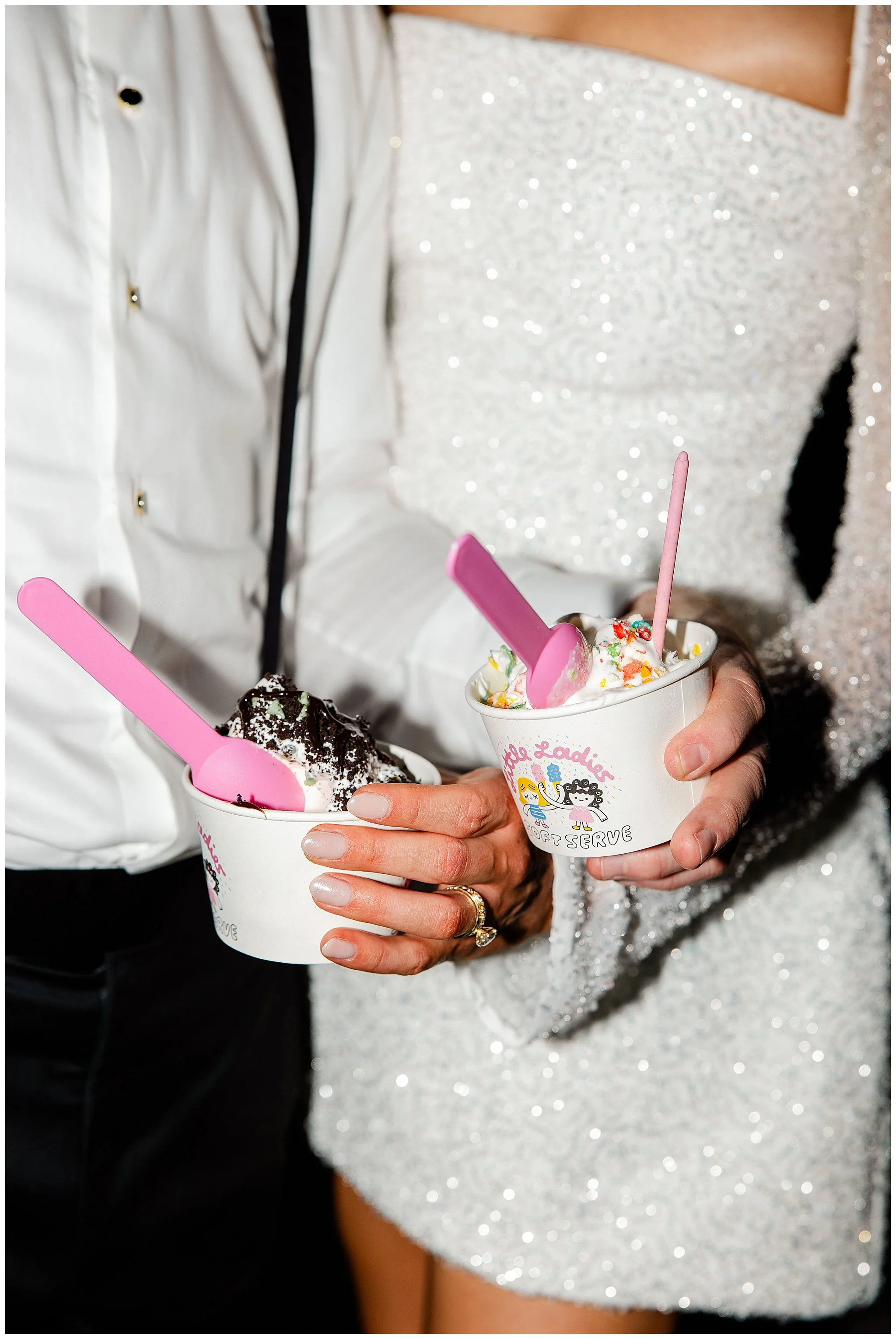 littleladiessoftserveweddingfoodtruck_0231.jpg
