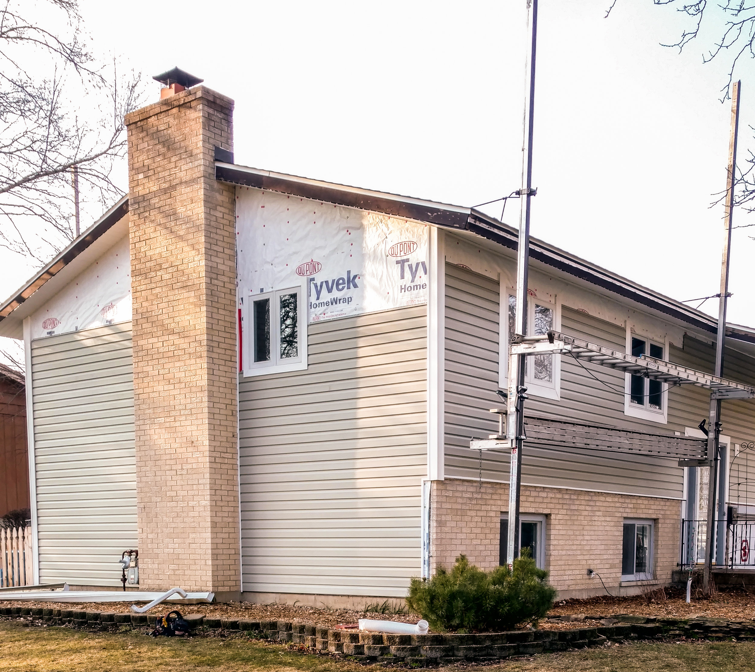 beige siding-1.jpg