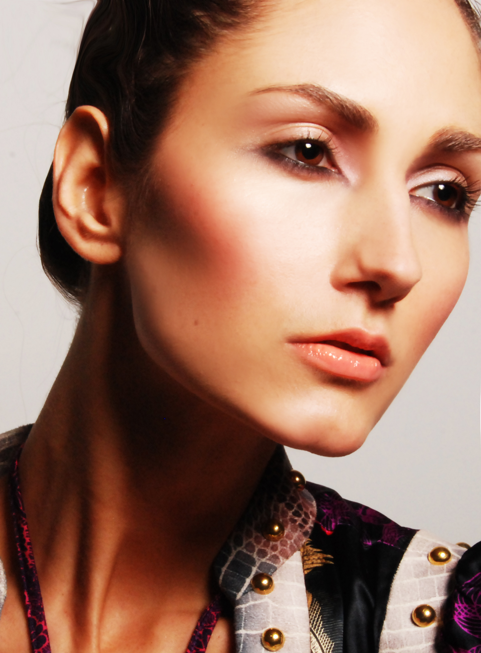 MAKEUP & HAIR
