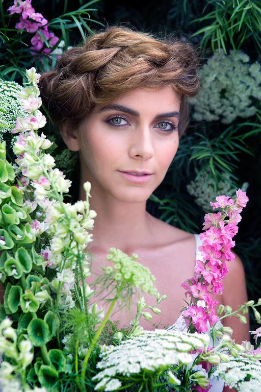 MAKEUP & HAIR