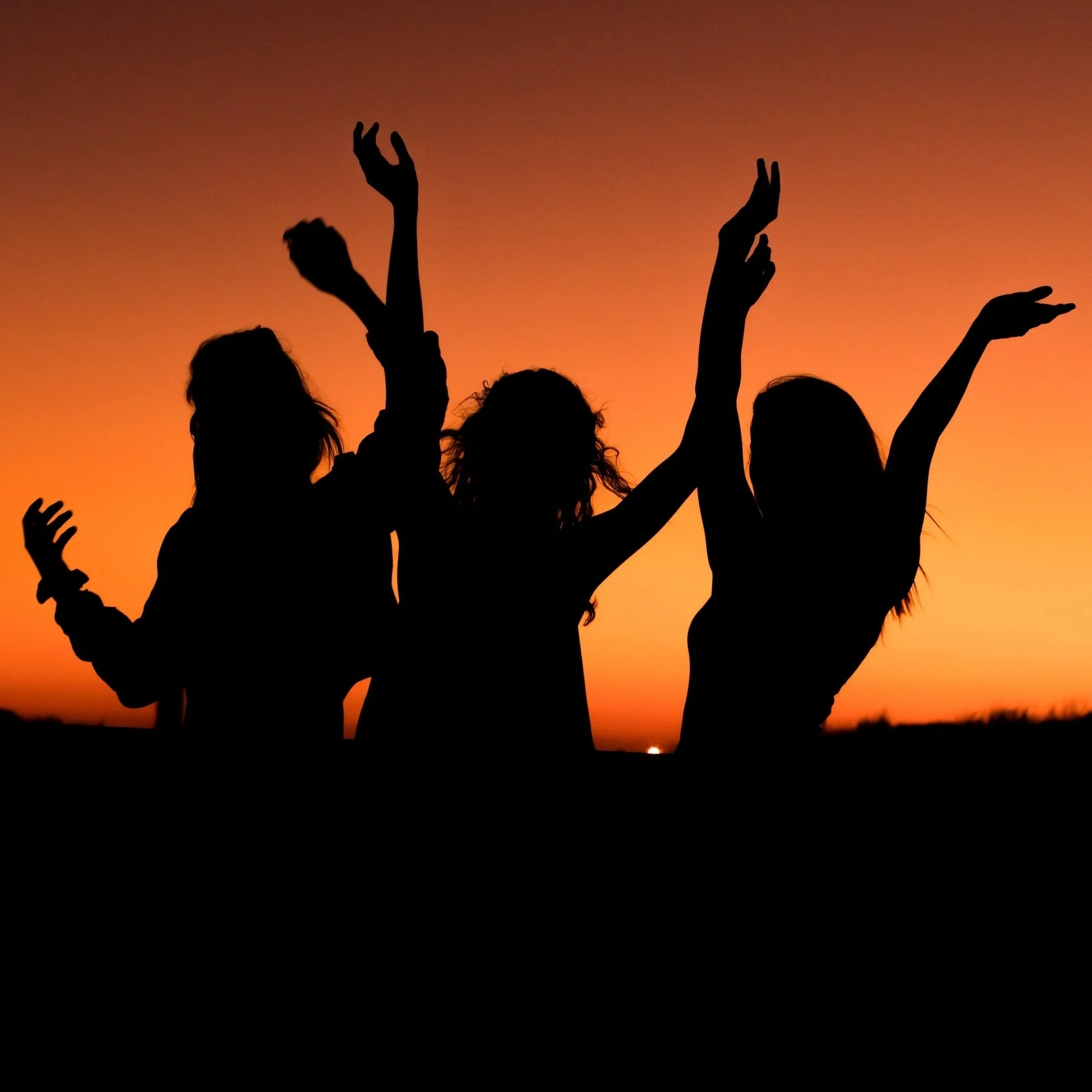 3 women silhouette.jpg