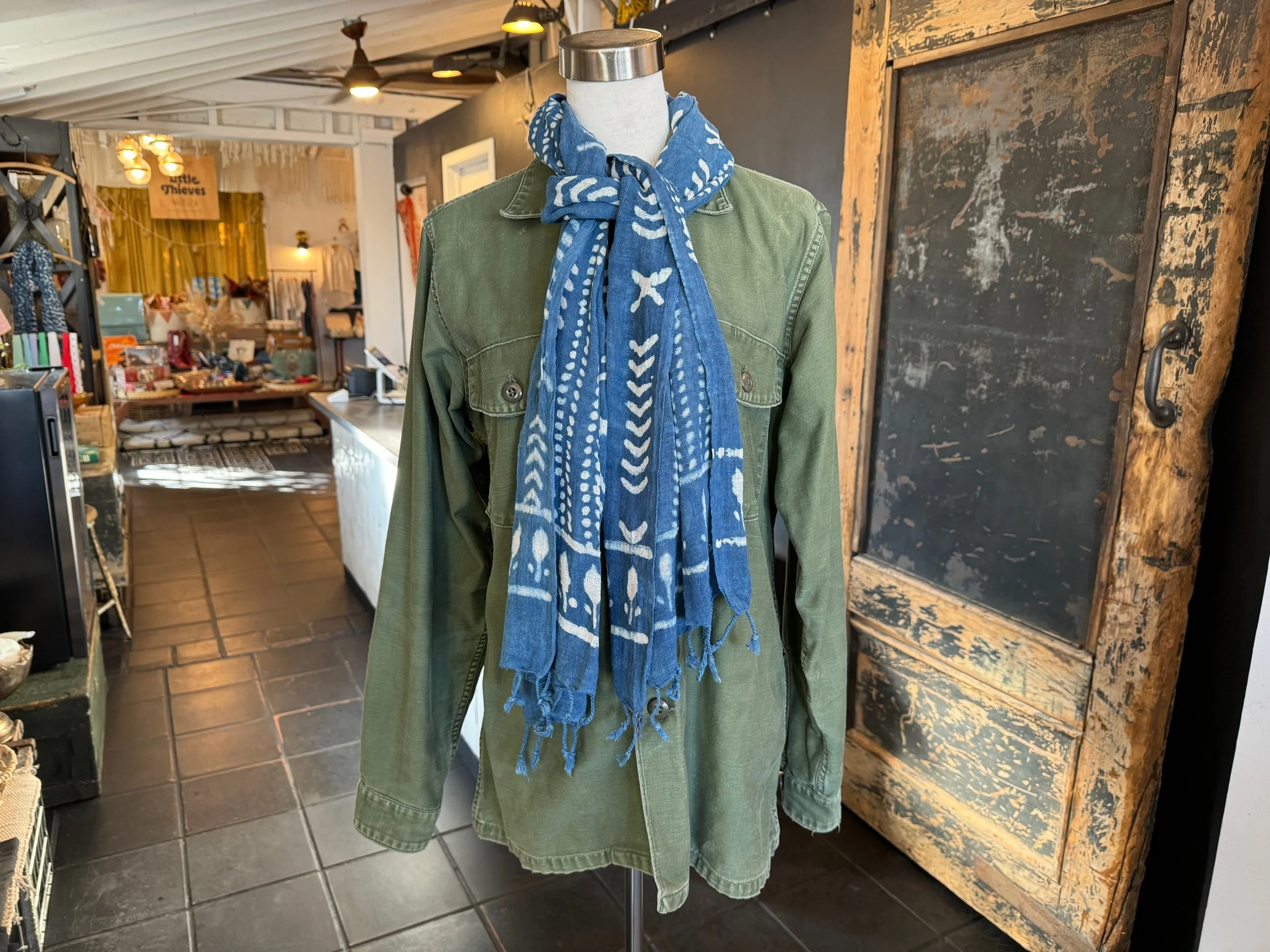 Apparel THICK AS THIEVES PALM SPRINGS HOME DECOR EVENT SPACE apparel-thick-as-thieves-palm-springs-home-decor-event-space