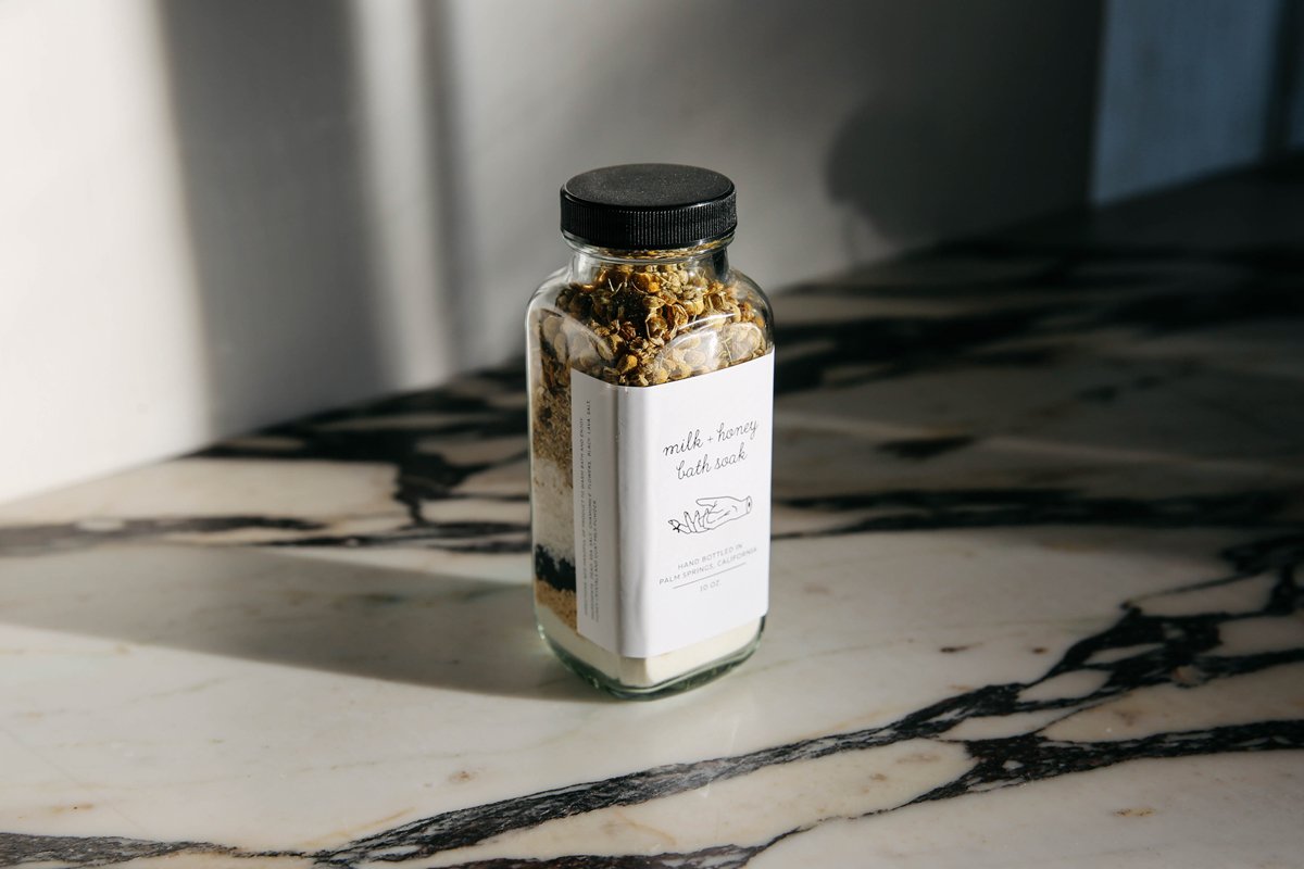 Milk_Honey_Bath_Soak_4.jpg