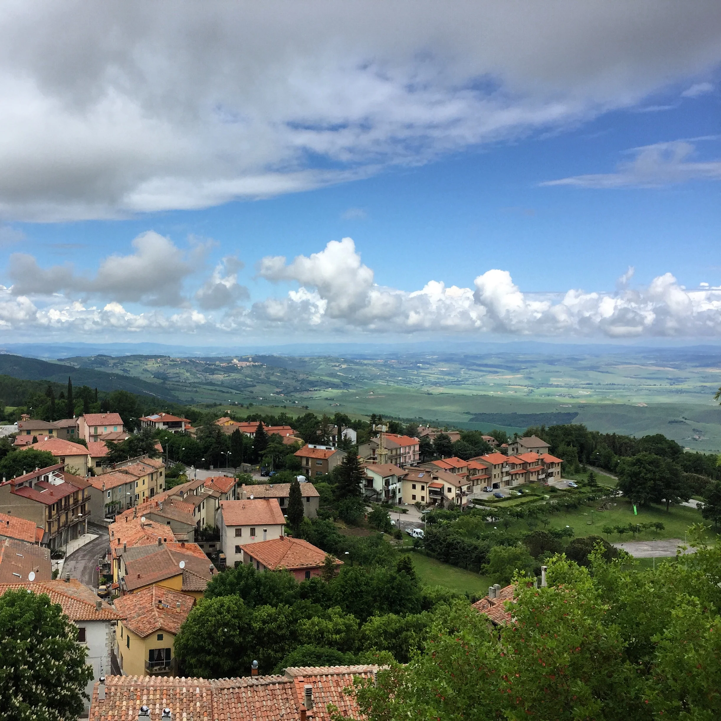 Little Roads' Best Tips for Booking Overseas Flights