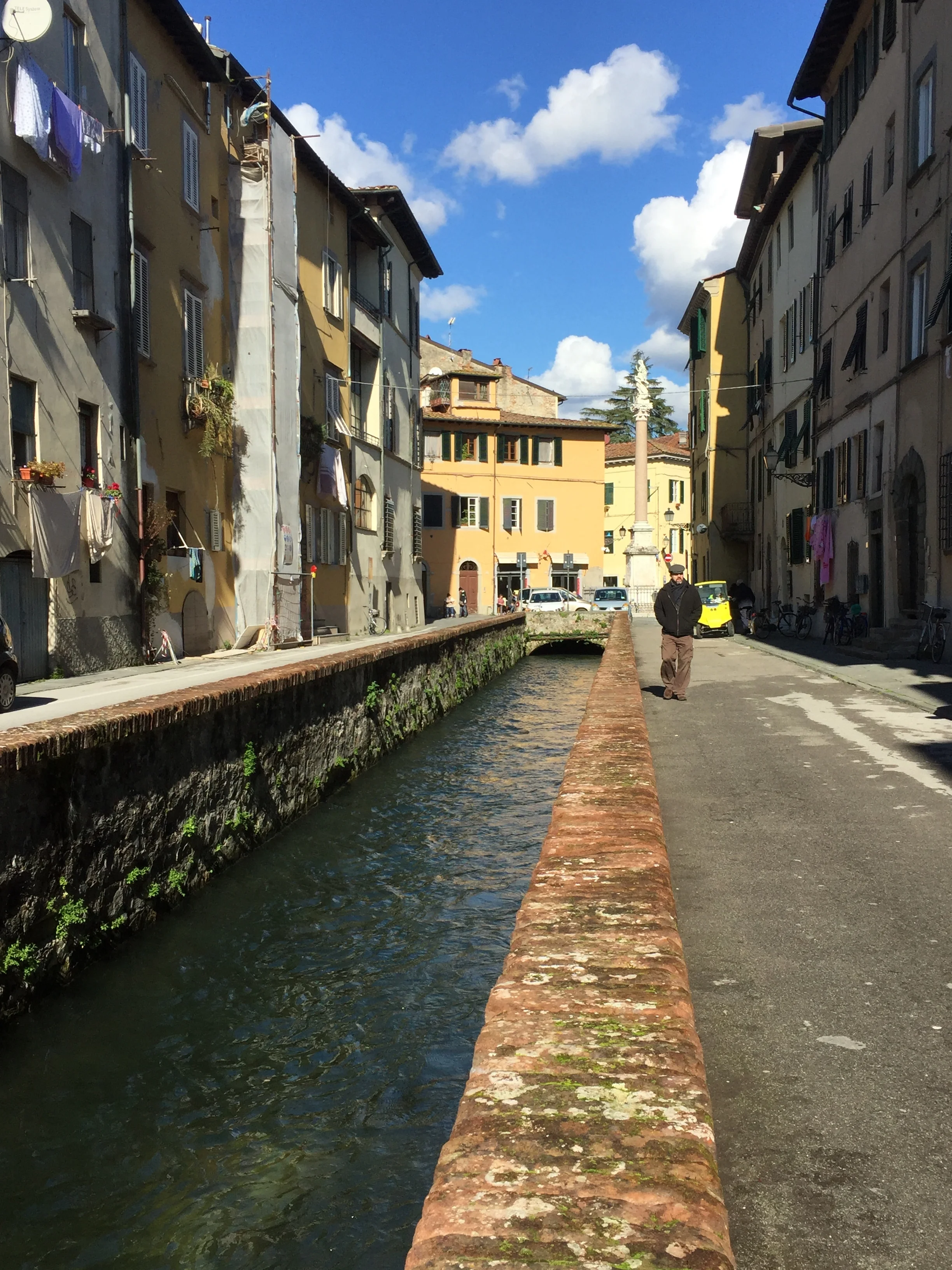 Lucca canal.jpg