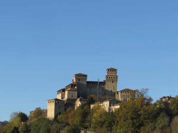 2 Torrechiara.jpg