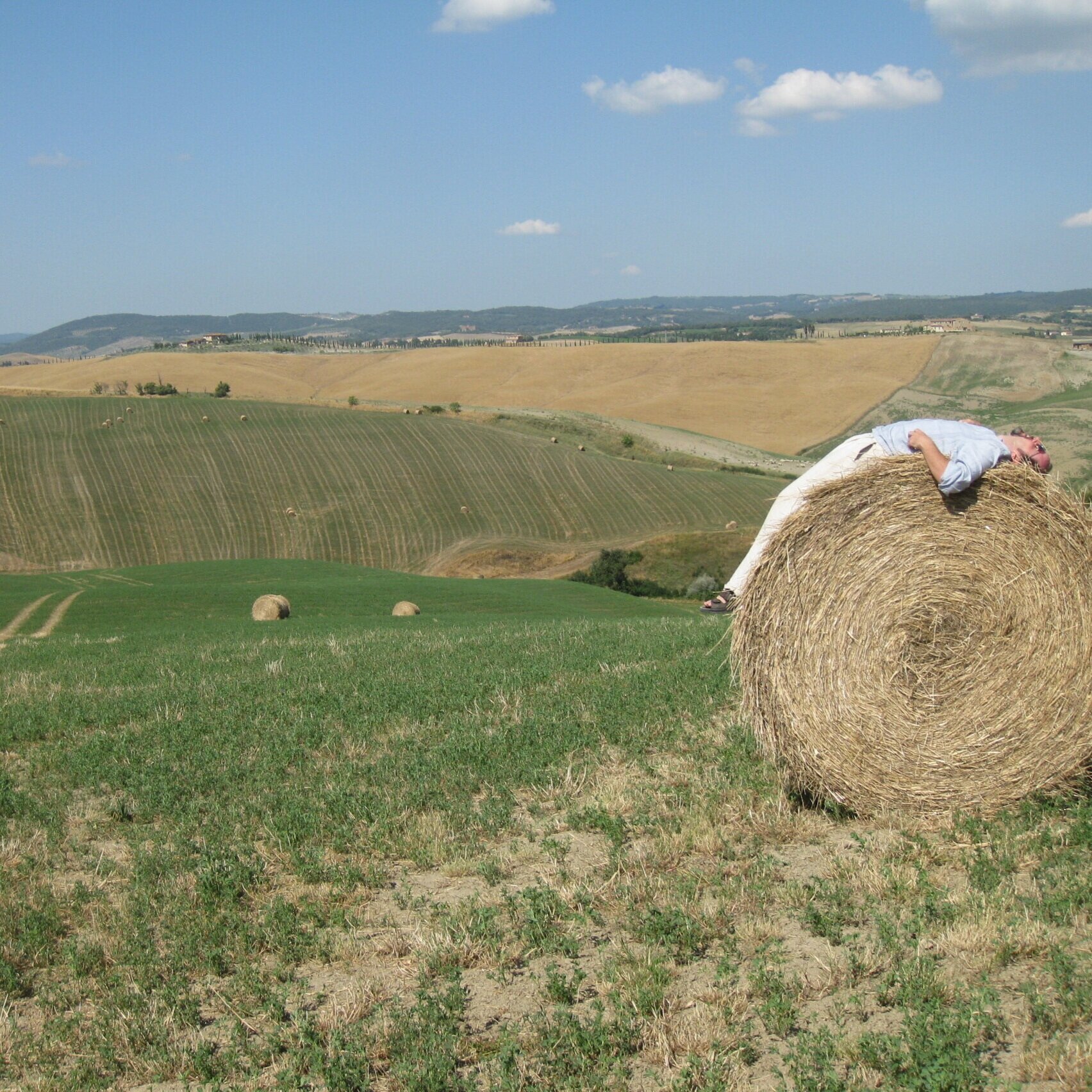 matt+on+haybale.jpg