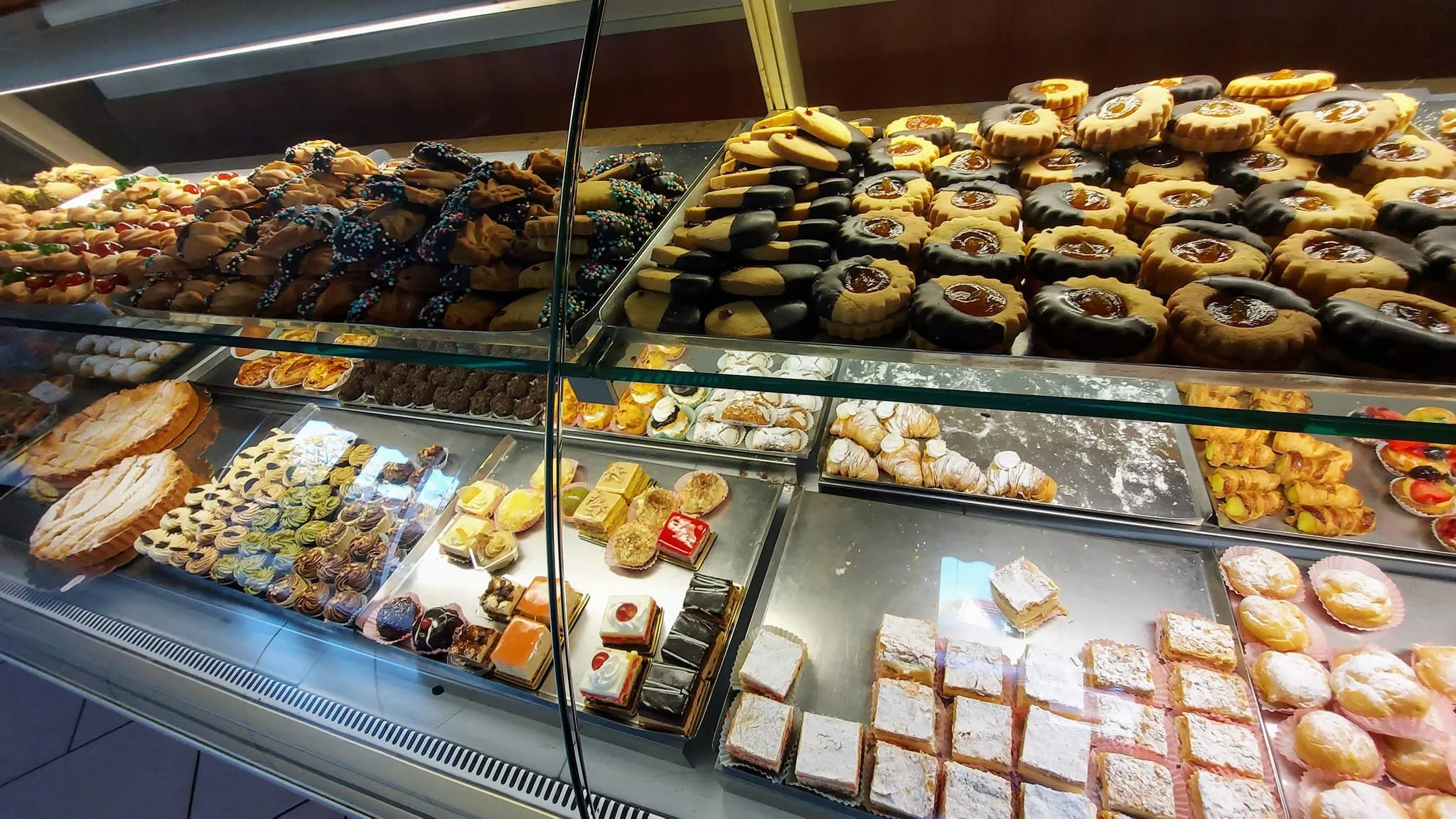 Italian bakery goodies