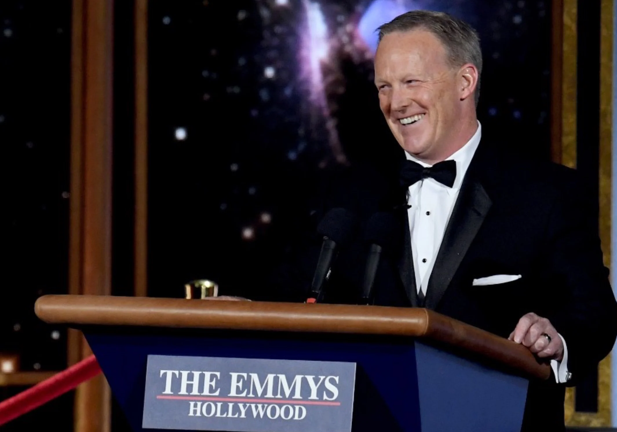 Hollywood Cucks Upstaged By Hilarious American Patriot