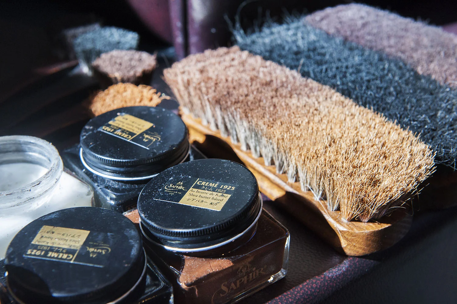 Our range of Saphir polishes at work