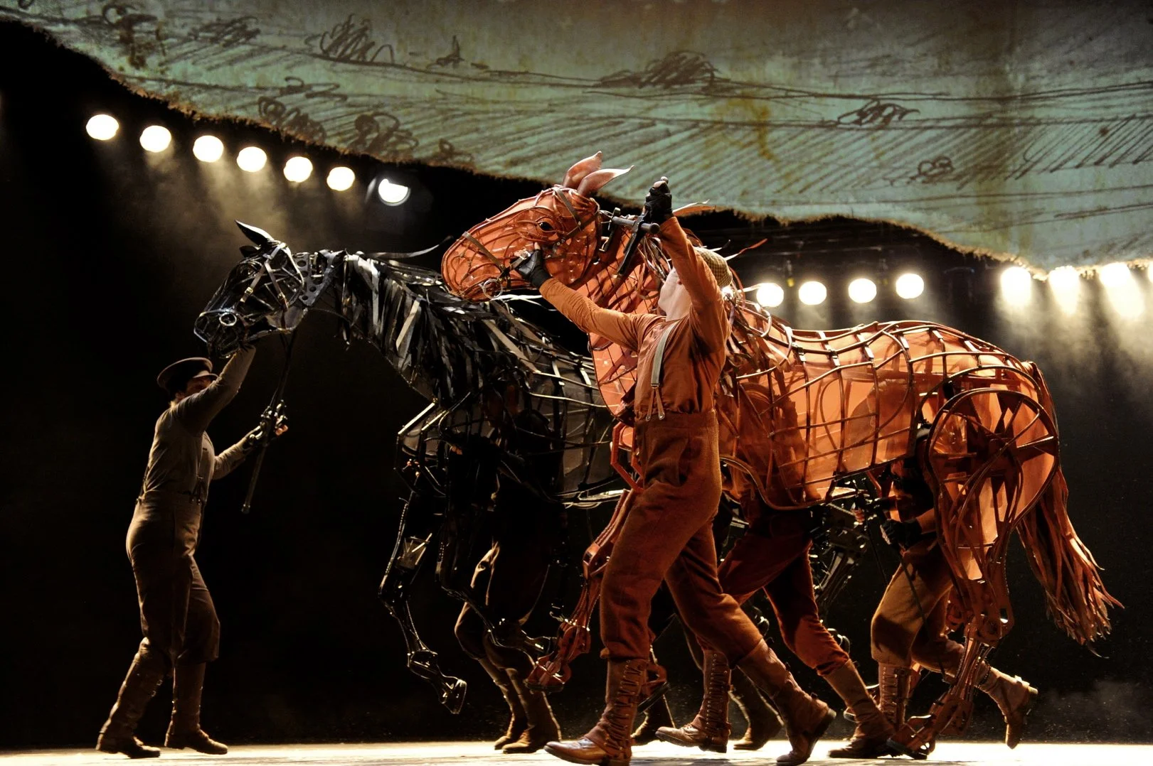 war-horse-australia-topthorn-and-joey-running1.jpg
