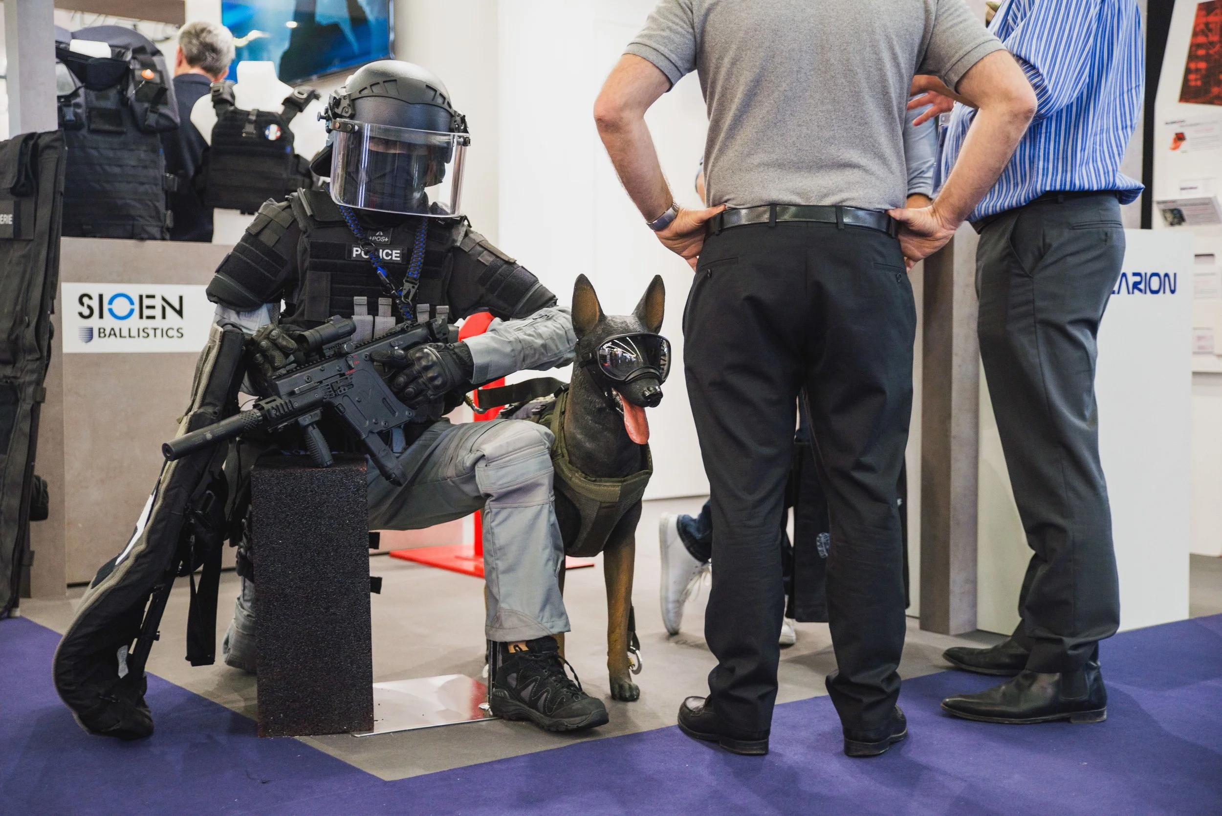 RM_SALON_MILIPOL_038.jpg