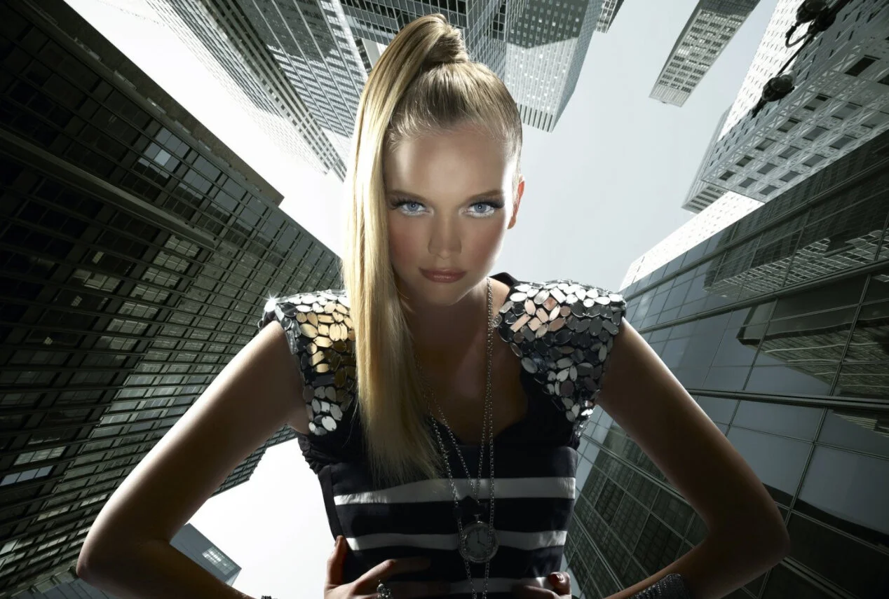 Collection_Skyscraper girl.jpg