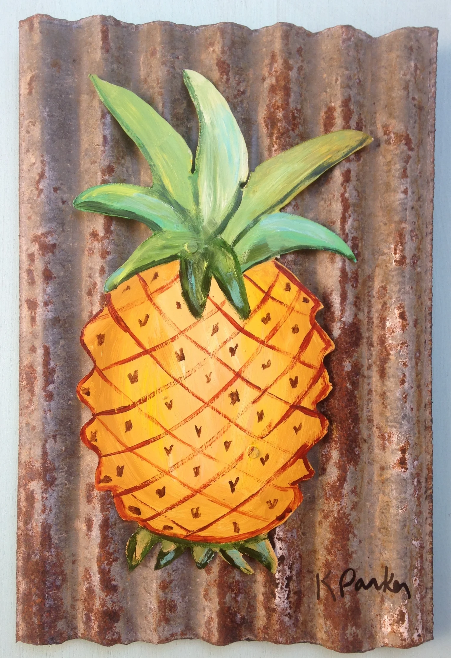 Small Metal Pineapple