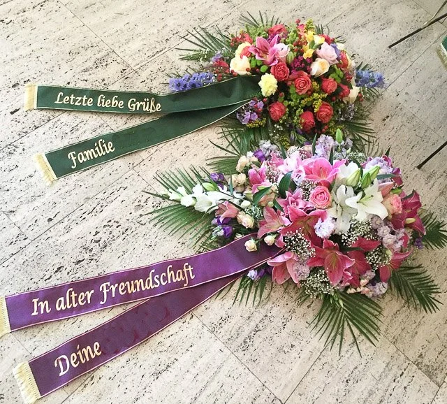 Bukett (gemischte Blumen) — flores mundo · opocensky floristik