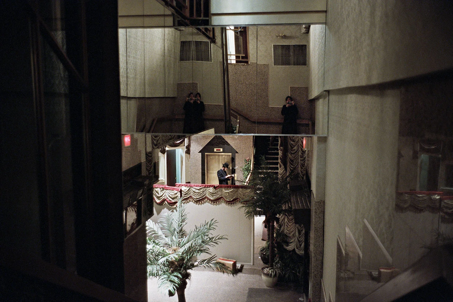 CLD008_img22.jpg