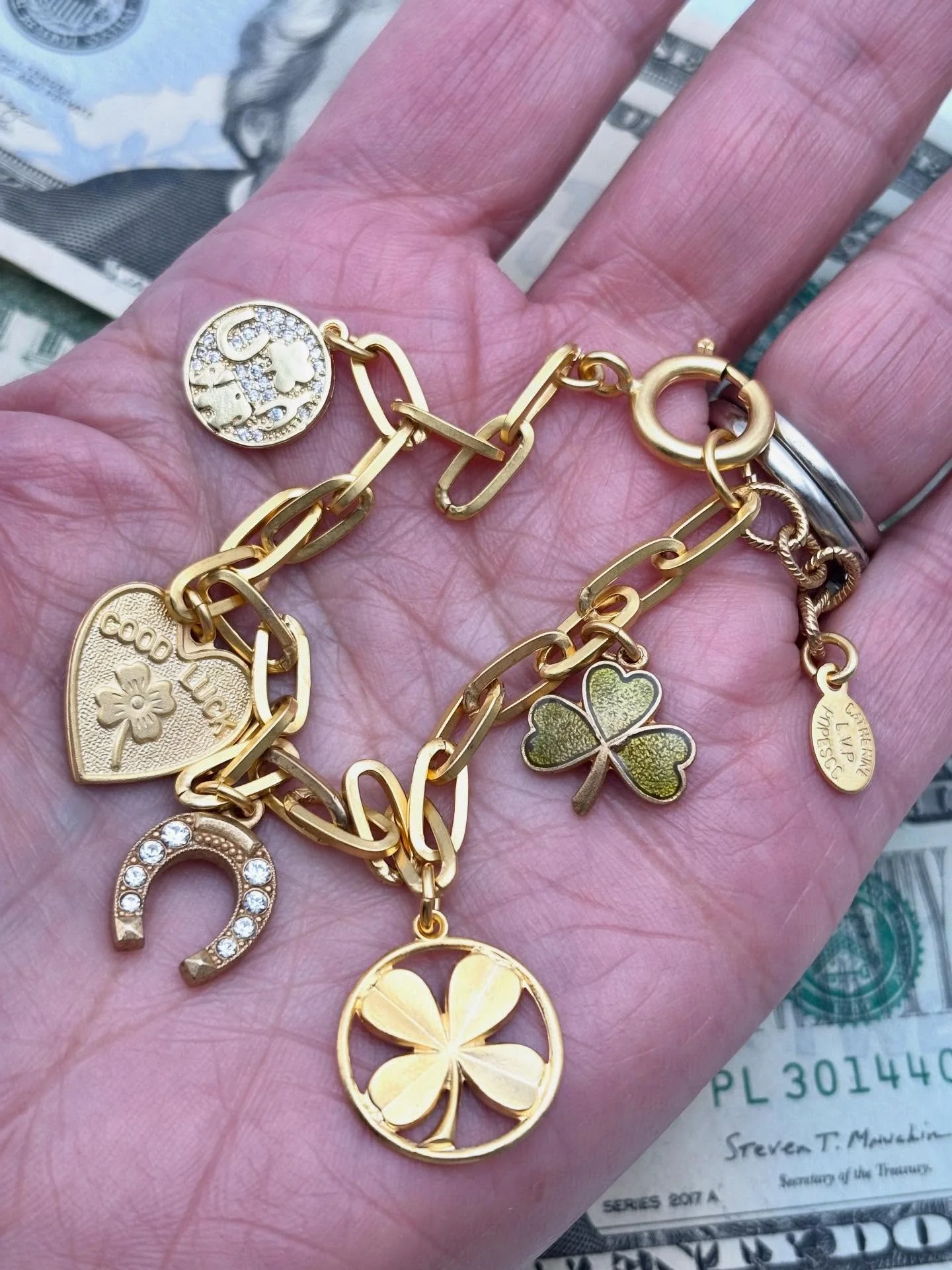 &ldquo;Luck be a lady&rdquo; charm bracelet 🍀so fun! #ladyluck #casinonight #vegasbaby