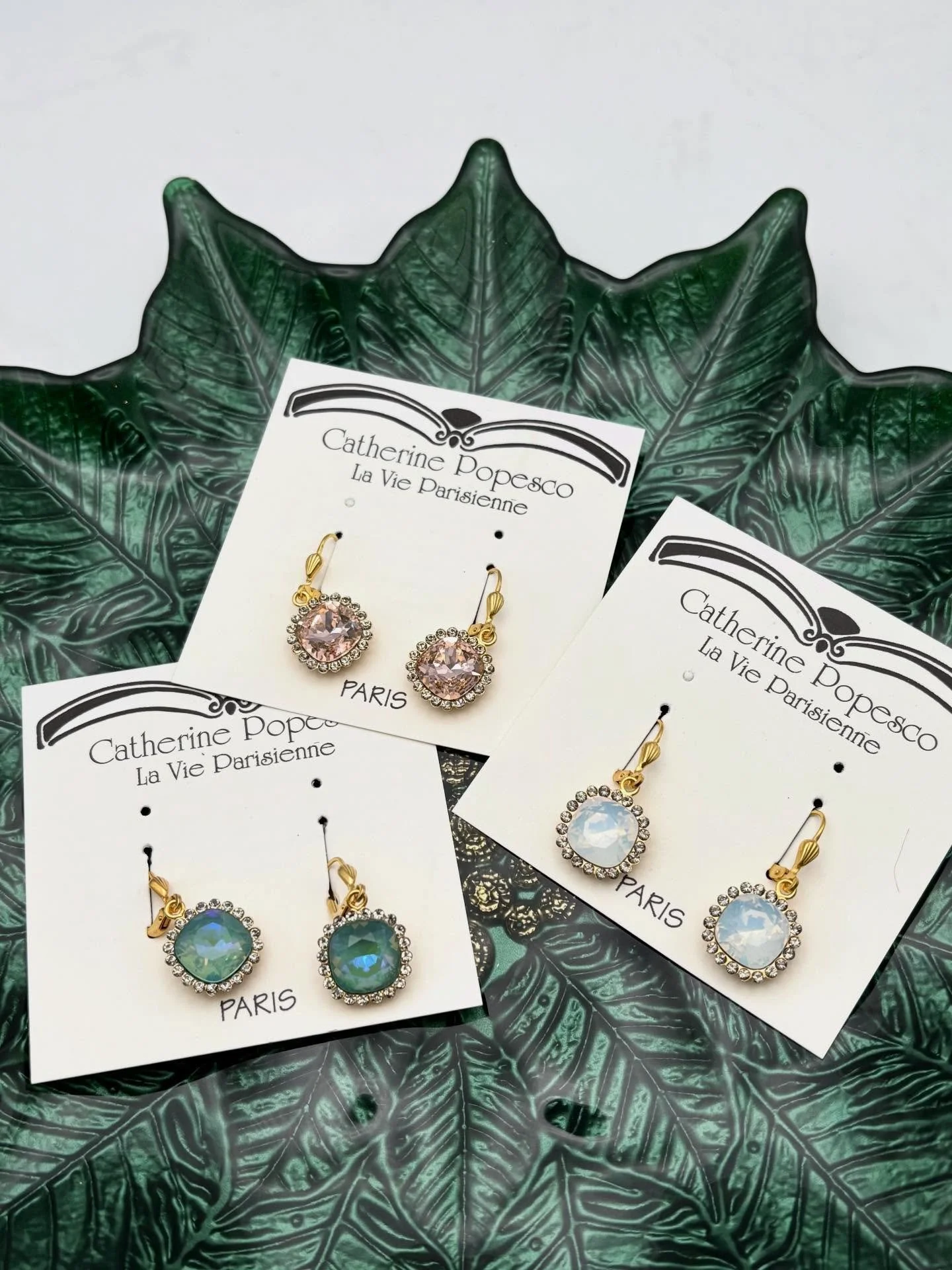 Holiday sparkle✨✨✨#shoptheblock #shopsmallwinbig #holidaysparkle