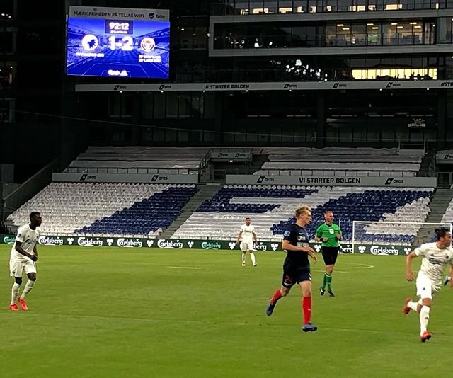 .
Skud indenfor rammen: 0

S&aring; er det sv&aelig;rt at vinde fodboldkampe.

#guldtilfcm #copenhagensundaysdk #3Fsuperliga #superliga #danskfodbold #sektion12 #fckfc #voreskbh #delditfck #delditfck #forklubbenogbyen #fckliveaway #fcklive #kbherhvid