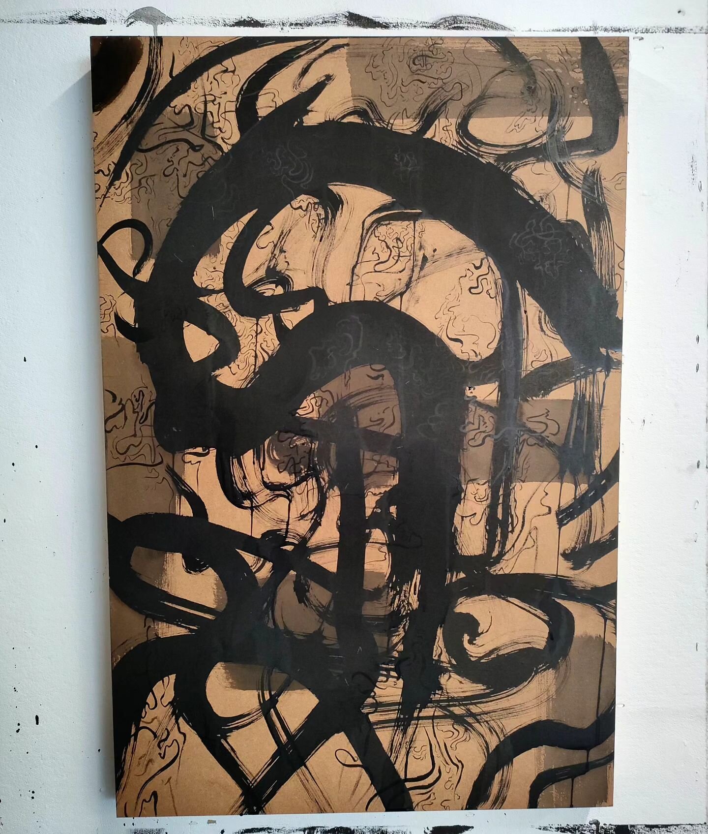 wooden time

Ink on MDF board(?)

#hsupernormal #ink #brush #painting #abstractart #art #artist #painter #calligraphy