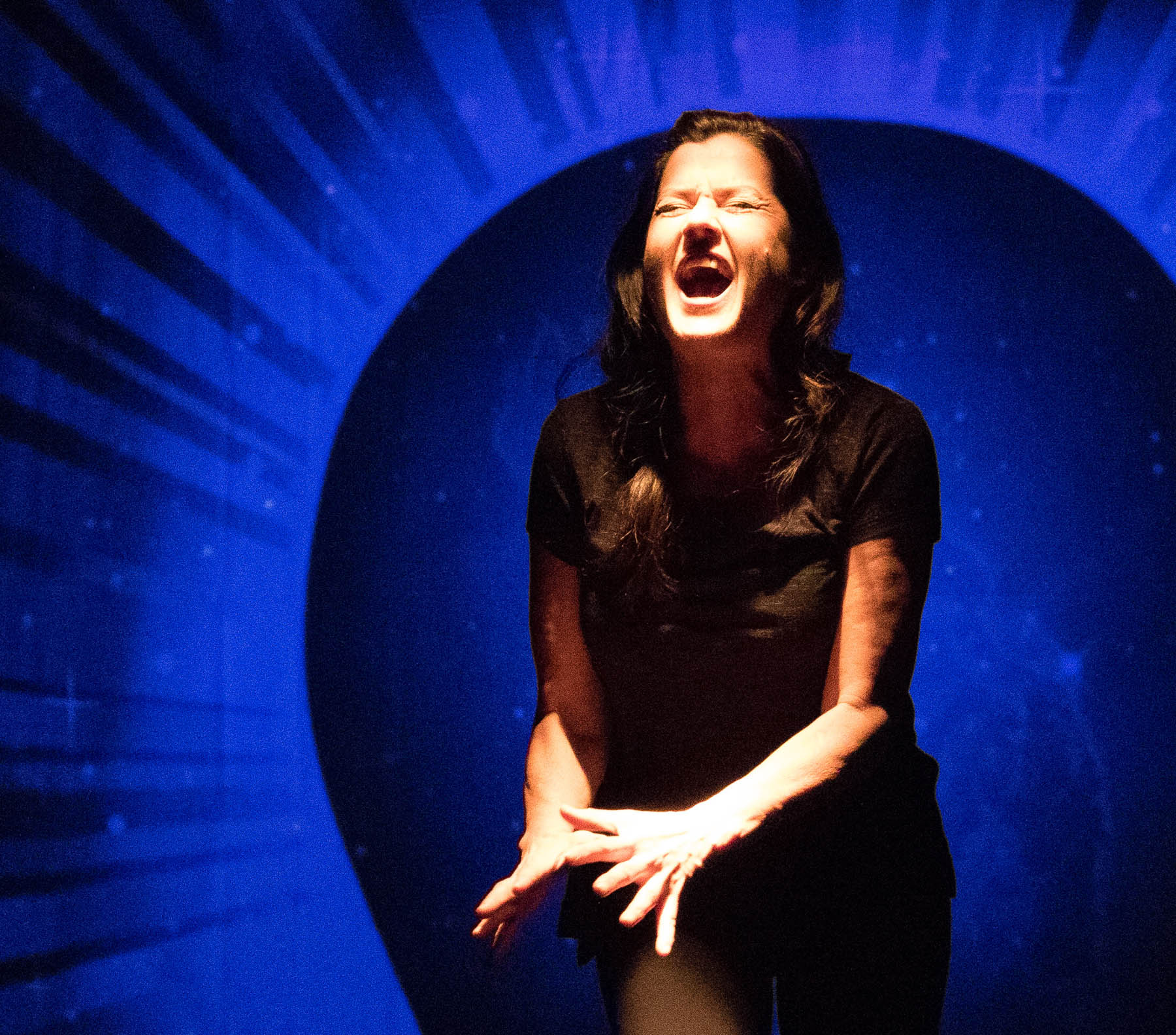 Cathy Schenkelberg performs her one-woman show SQUEEZE MY CANS, directed by Shirley Anderson. Photo by Caleb Forsythe.