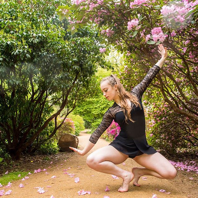 Beauty In Strength - Dance Sequence 
Isabella Plantation
Richmond Park

@elliewilson_k

#richmondpark #london #floraandfauna #rhododendrons #englishsummer #beautyinstrength #dance #dancer #outdoorphotography #locationphotography