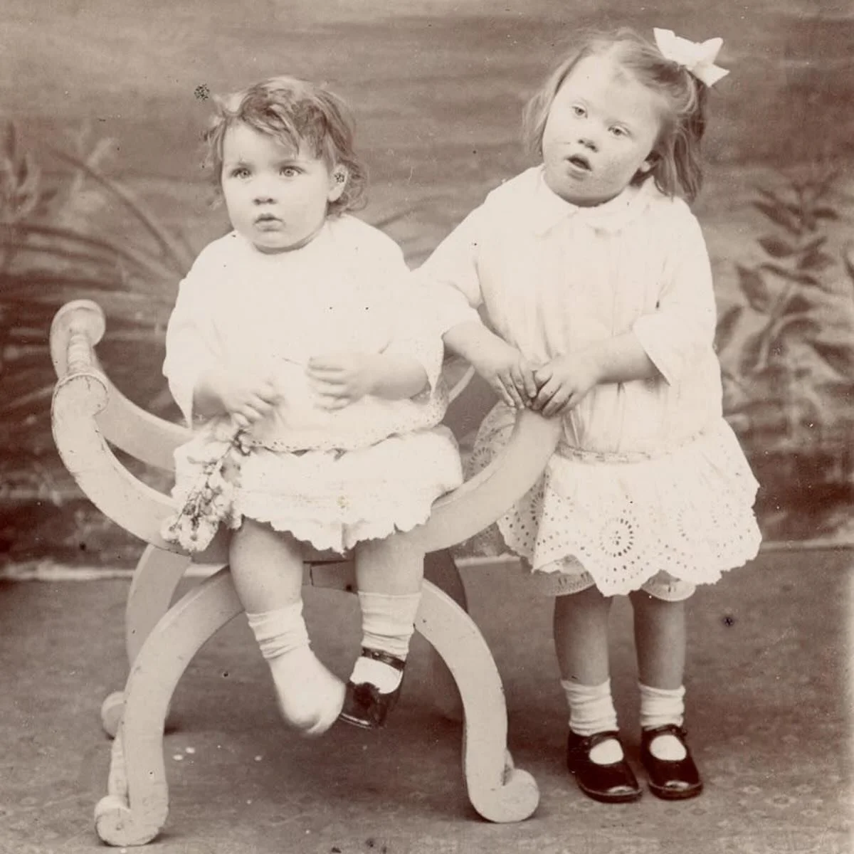 Could you paint a backdrop like this?

Artist wanted!

I&rsquo;m looking for someone to paint a replica of a 19th century photographer&rsquo;s studio backdrop. 

Some original examples are shown here. 

The backdrop will be displayed in an exhibition