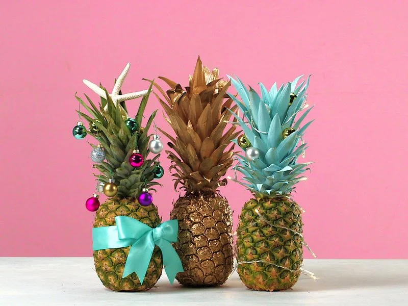3 Beachy Ways to Decorate Your Christmas Pineapple