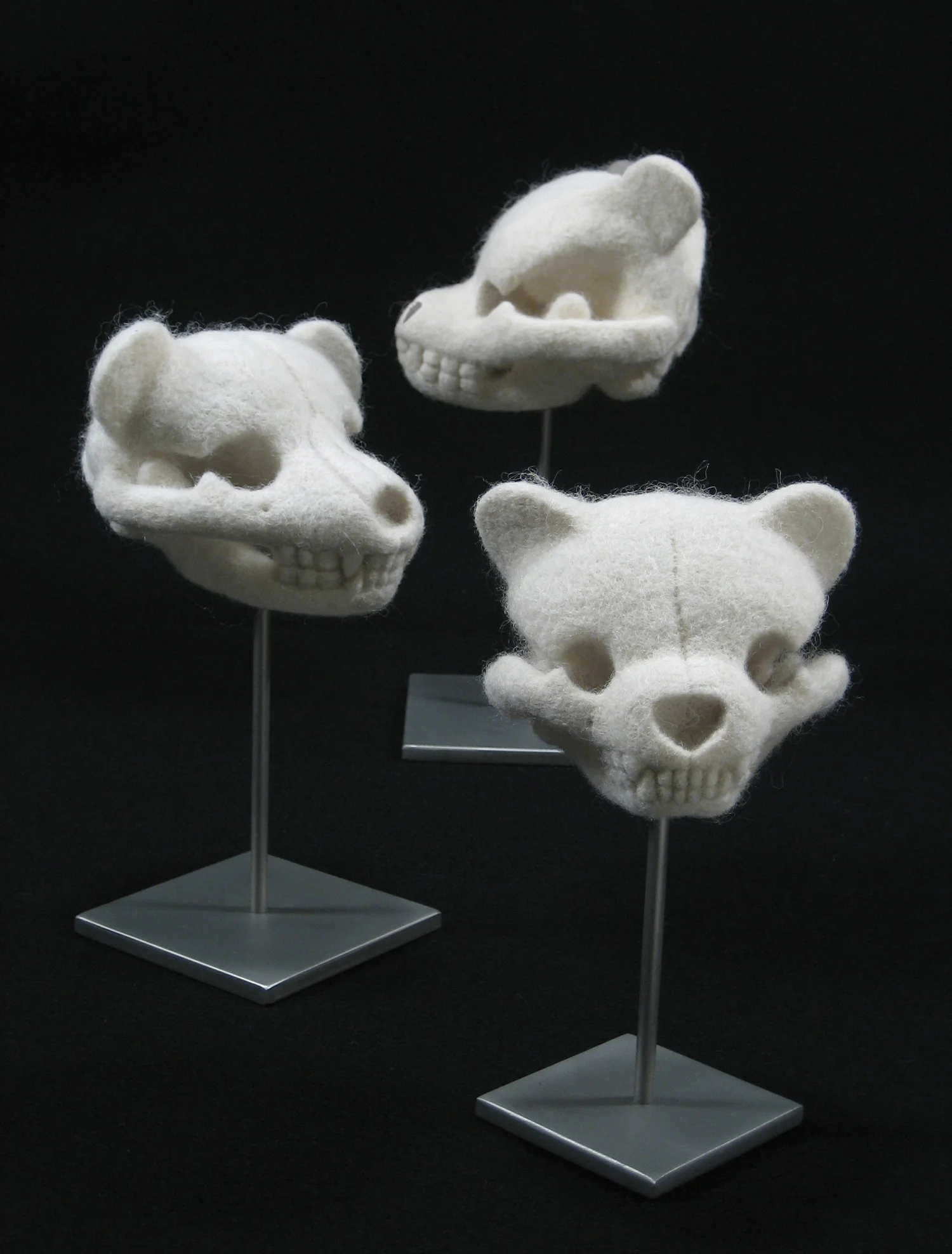 Ursulus mellitas, Ursulus solicitudo disneyus, Ursulus gasterpectus , wool on steel stands, 2006.