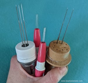 Wooden Felting Needle Holder (with Needle) – Evanston Stitchworks