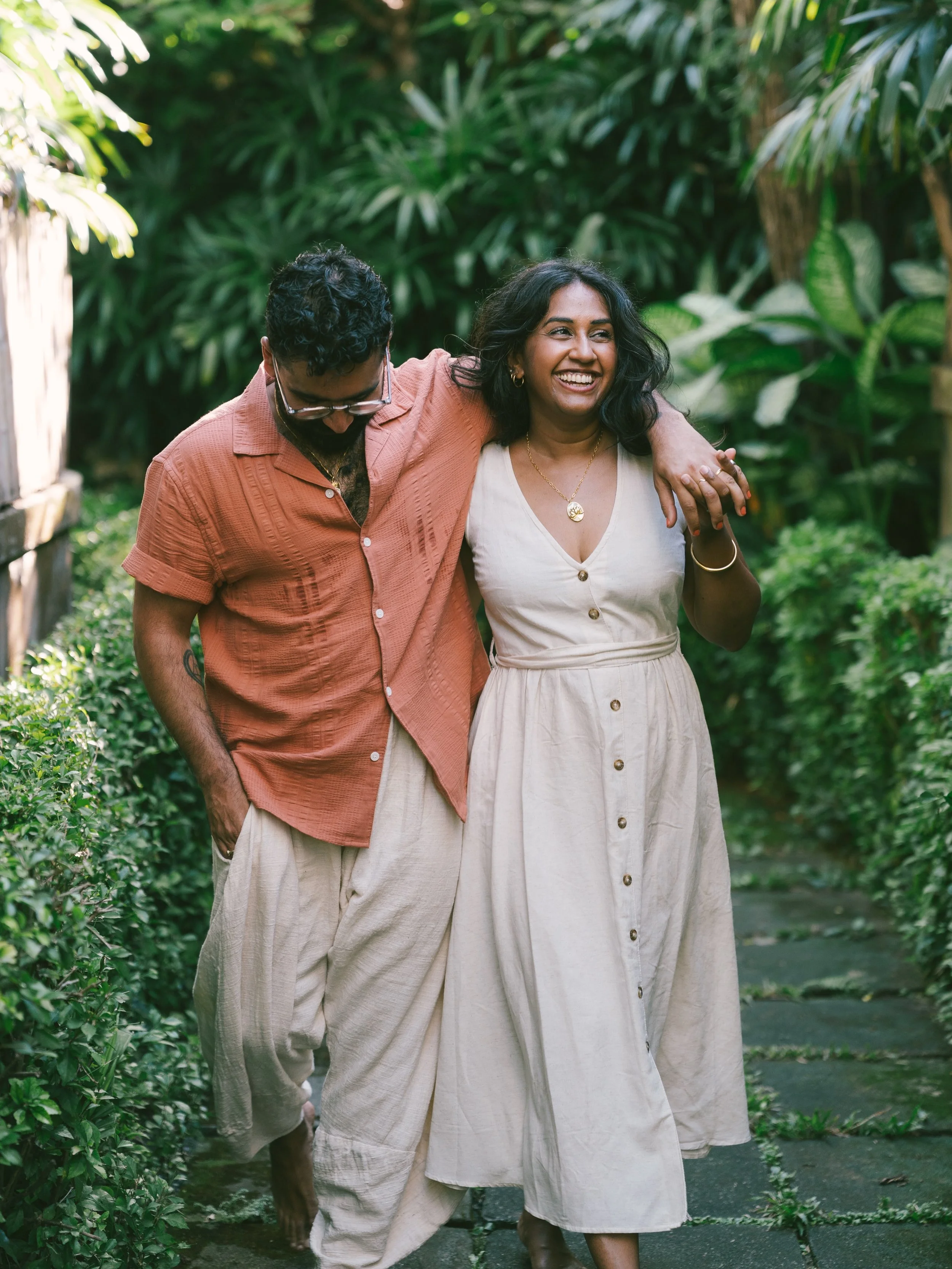 Hey look we actually have some photos together! 

#bali #photography #travel #family #parenthood