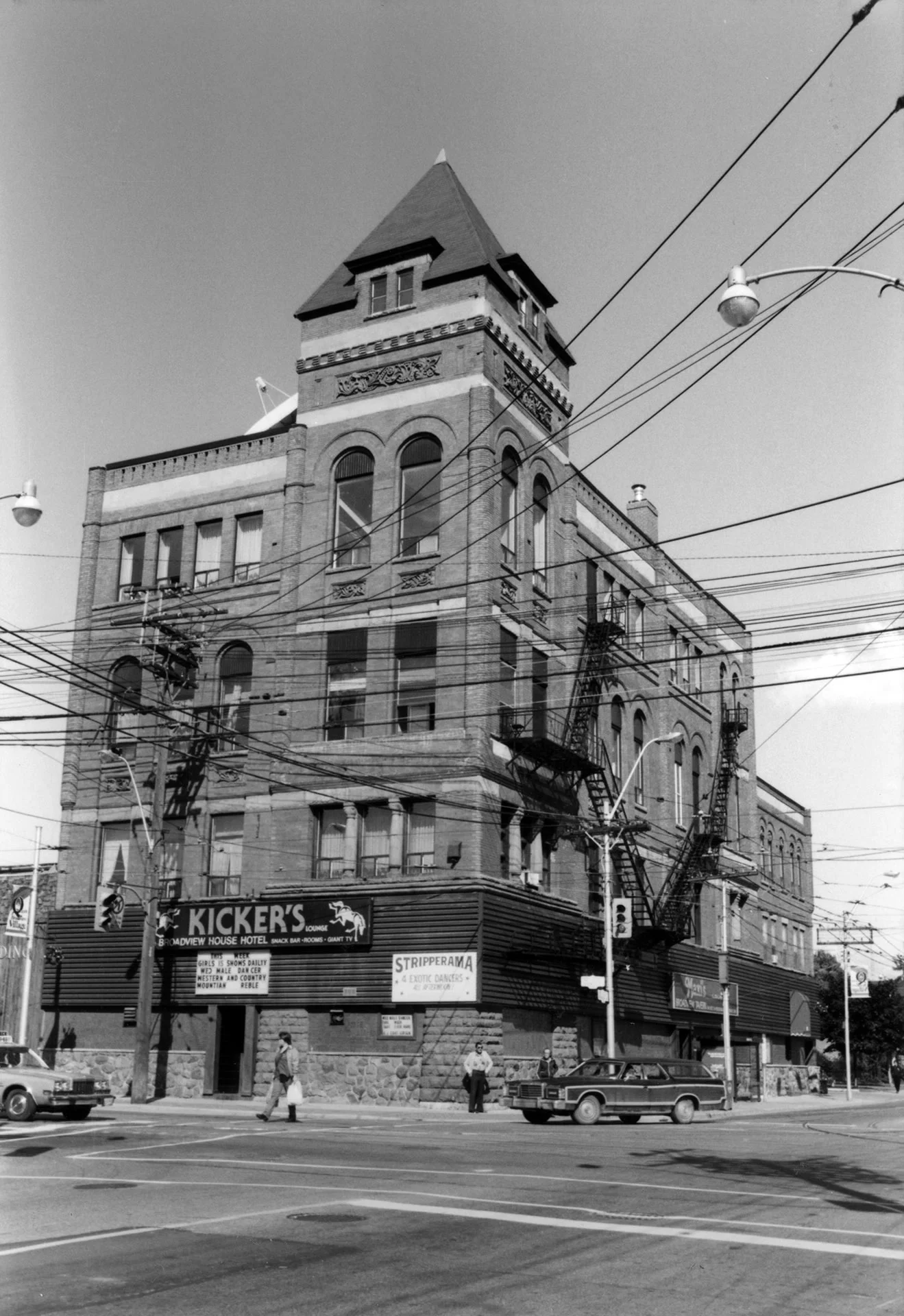 Broadview Hotel, 1985