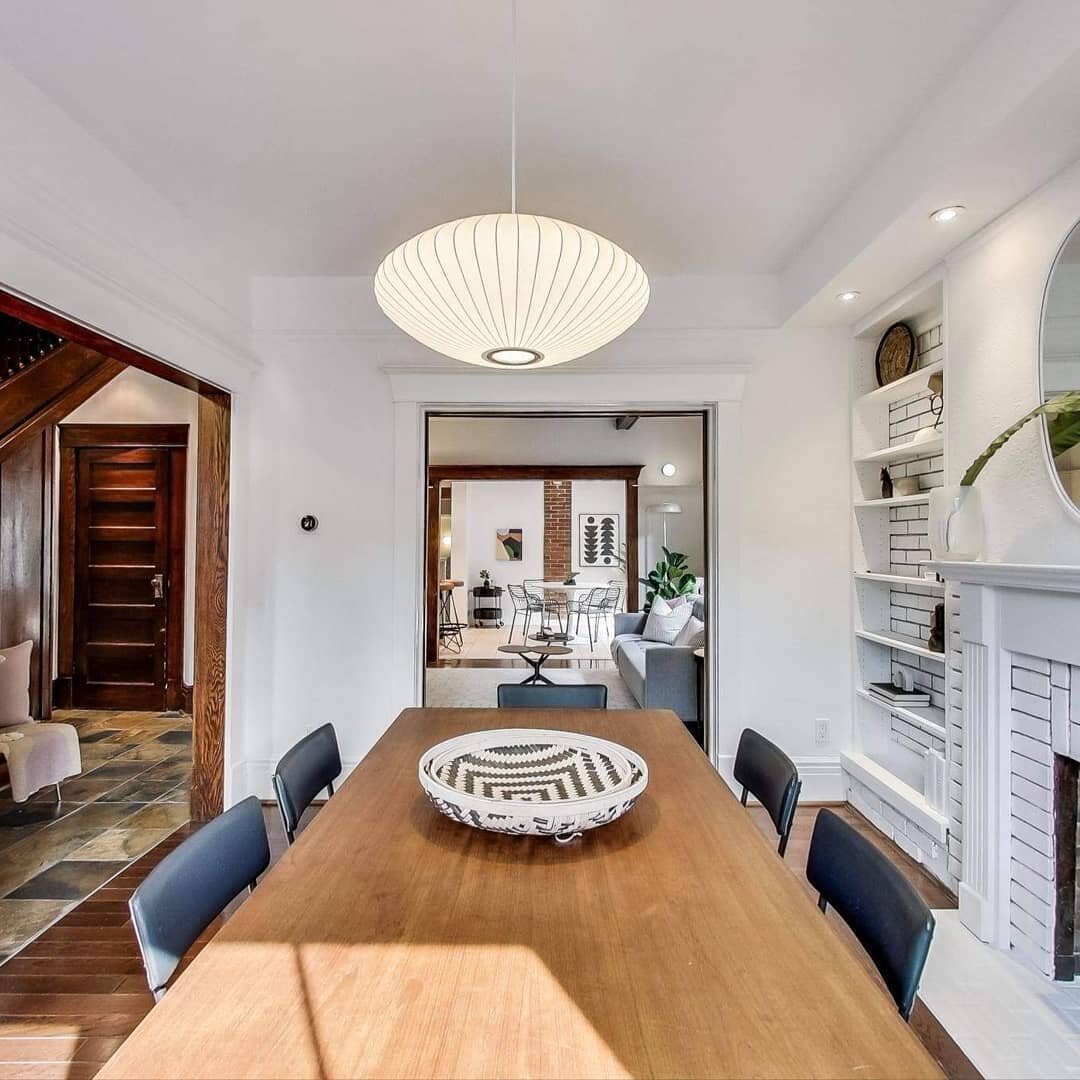 ✨33Ridley.com✨ Be at home. In High Park. 

Family living in the heart of TO&rsquo;s west end!

Set between High Park and Roncesvalles Village is a traditional family home on a quiet and lush cul-de-sac. This is a classic Toronto century home that has