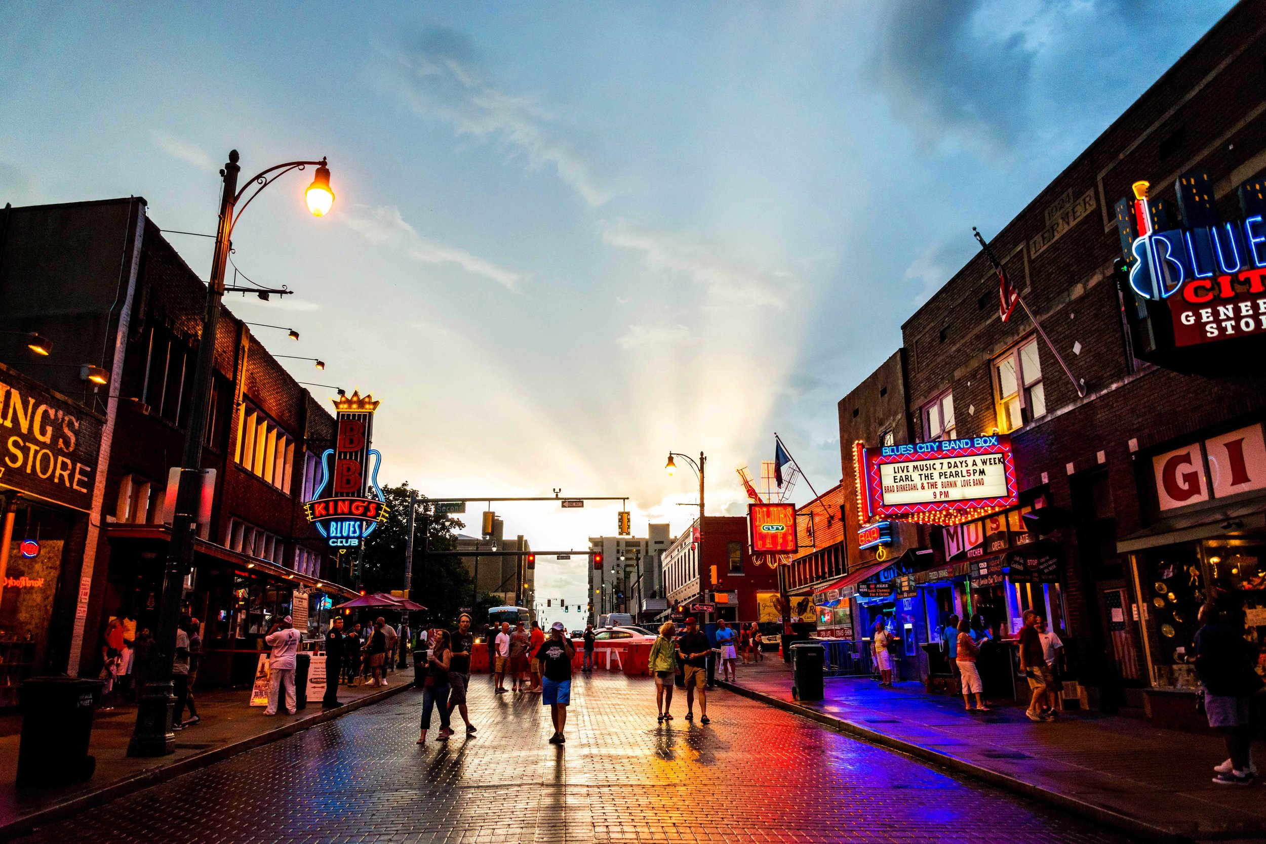 Beale Street Entertainment District of Memphis