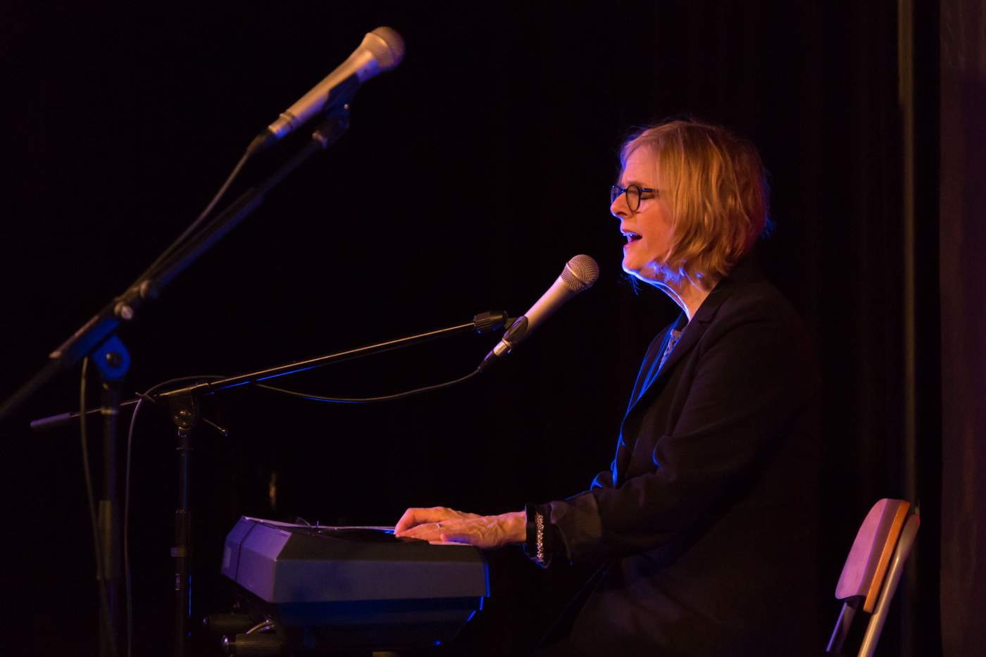 Bez-Arts-Hub-Langley-Shari-Ulrich-Feb-09-2018-Boutique-Creative-1-2.jpg
