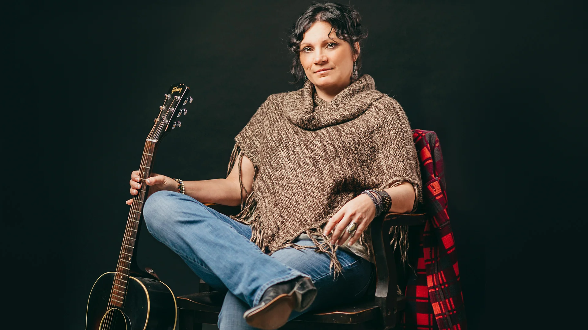 Alternative Country recording artist and songwriter Angela Harris has three full-length albums to her credit - Angela Harris (2000), Roots (2006), Is Your Life as it Should Be (2009) - and two singles - Family Matters (2011), Lets Go For A Ride (2012) - winning her a BCCMA Roots/Canadiana Award as well as several award nominations including a nod from the WCMA’s for Outstanding Roots Album.