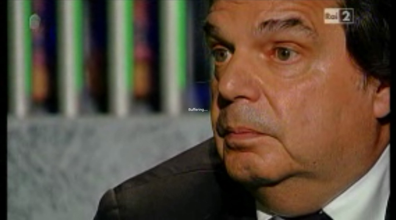 11_buffering_politic_luca_truffarelli.jpg