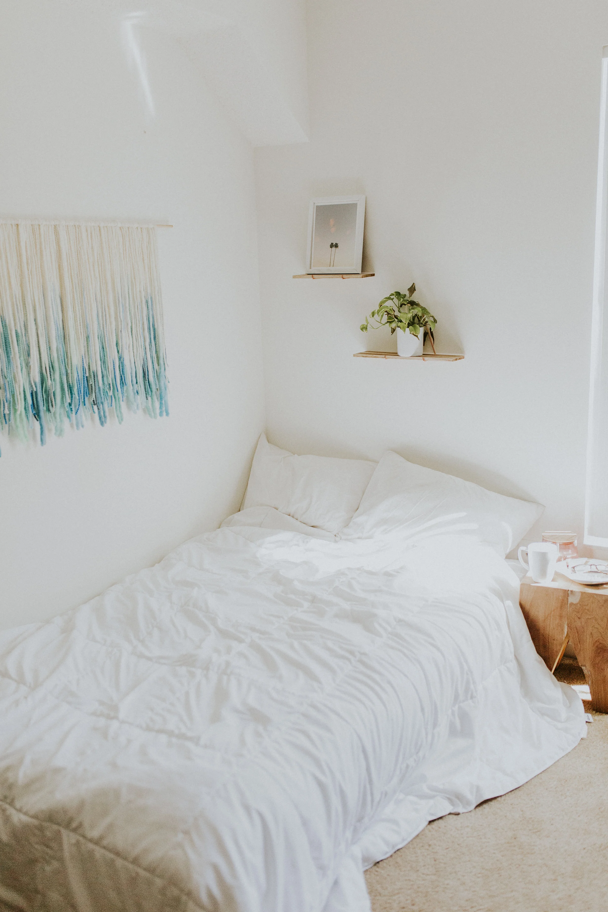 Free People | Katelyn Now | Urban Outfitters Apartment | Faith Danielle Photography | Minimalism