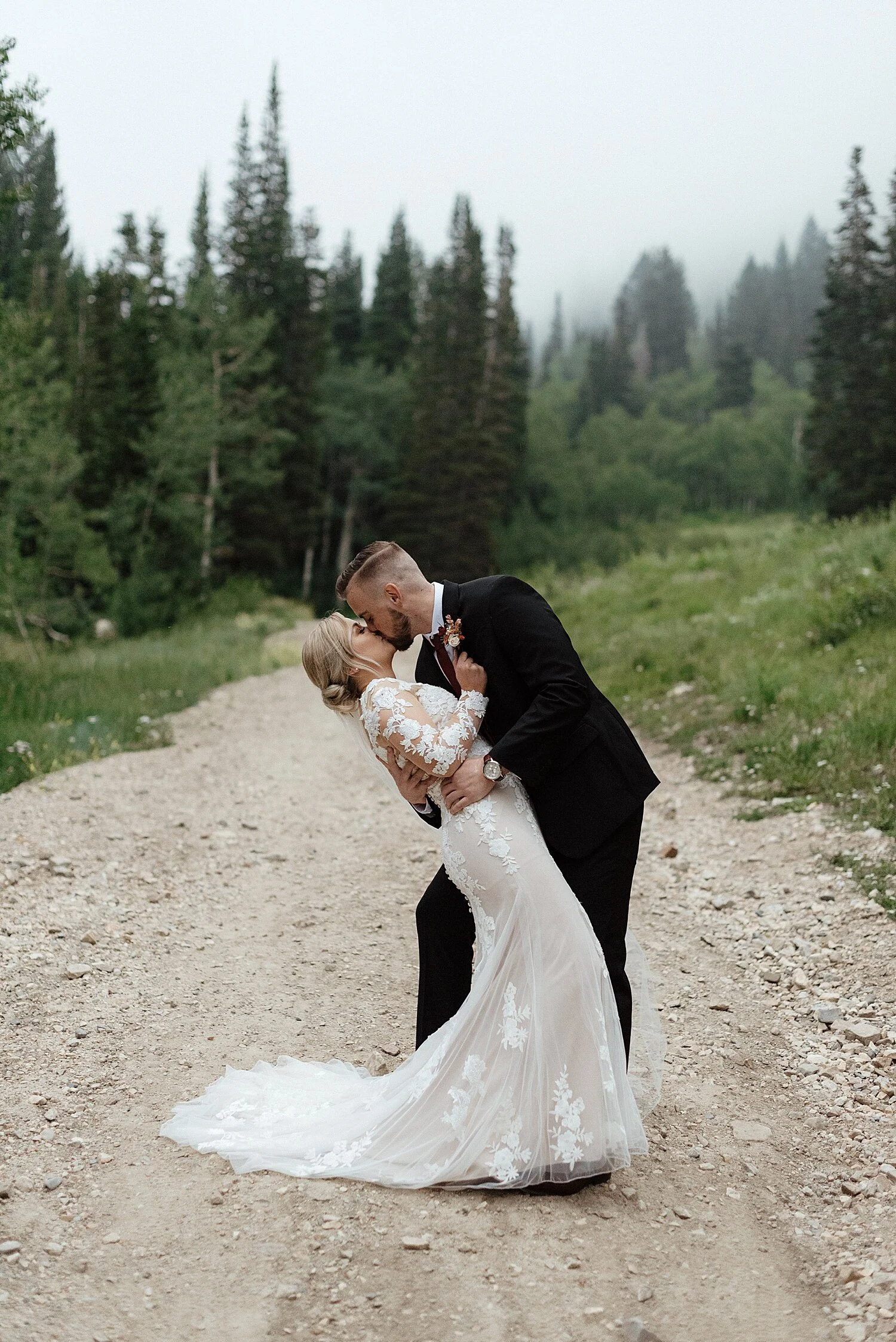 Zandra Barriga Photo - Hunter and Brighton Mountain Bridals_0018.jpg