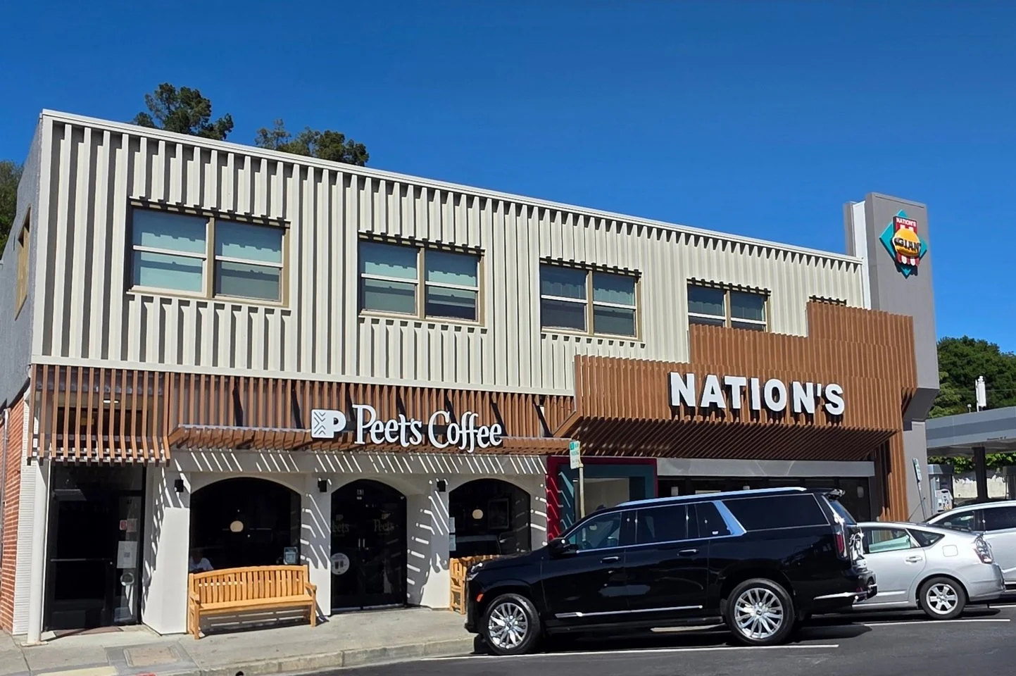 mihmic-New Nations and Peets Facade-03.jpg