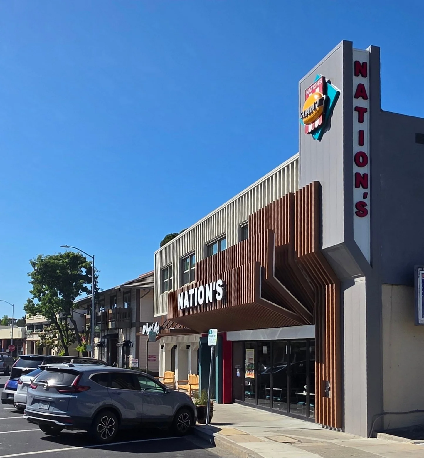 mihmic-New Nations and Peets Facade-05.jpg