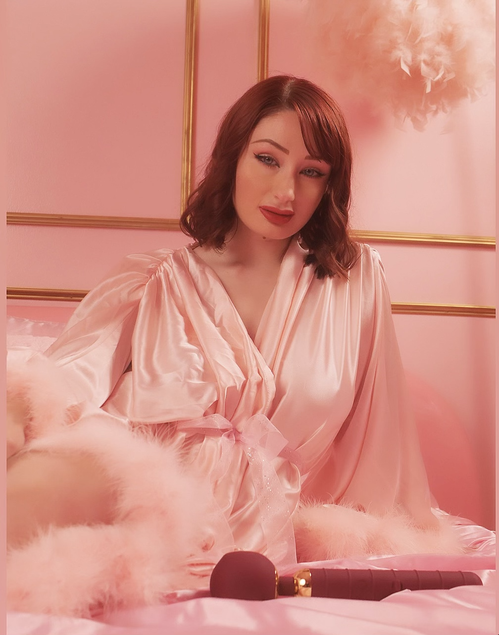 Violet Monroe Announces Innovative Sex Toy Massager: Trembler