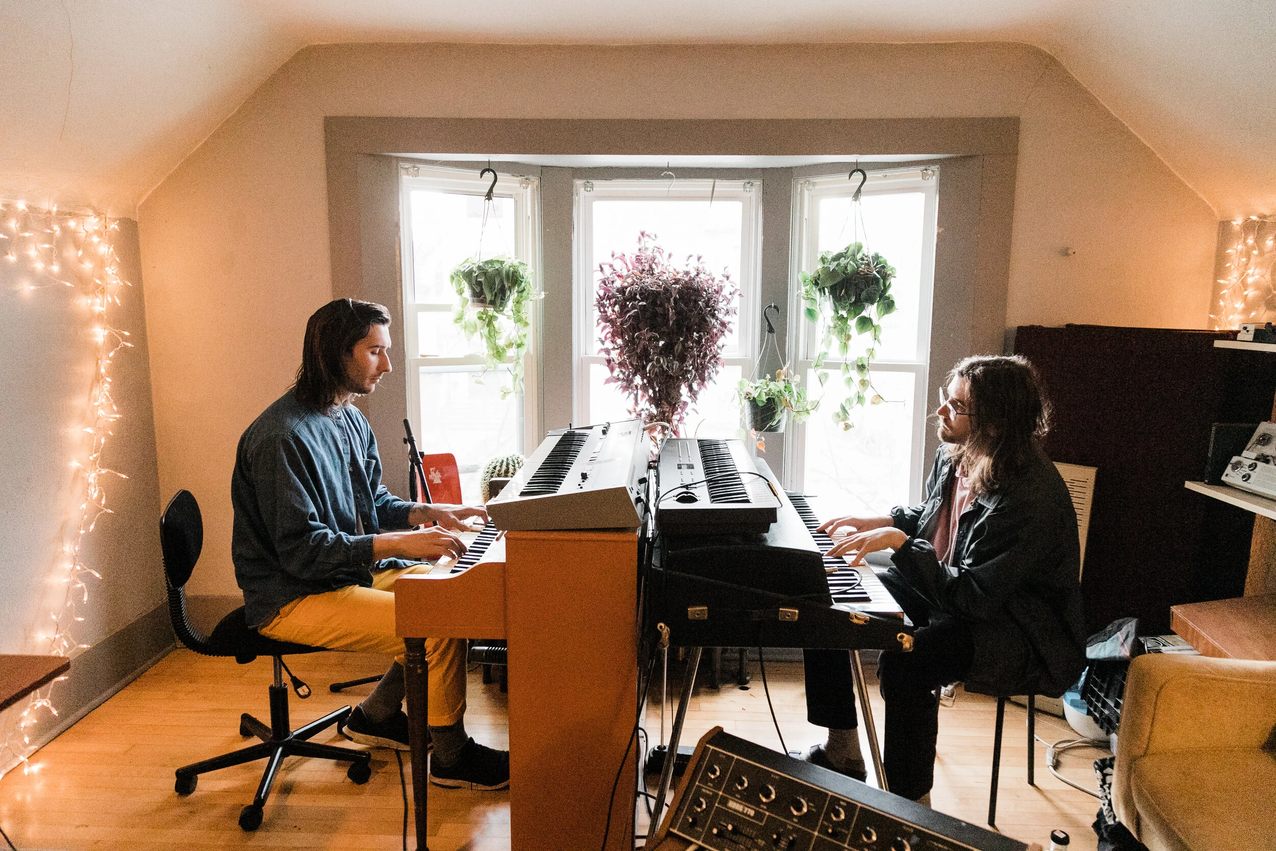 tine net in the studio