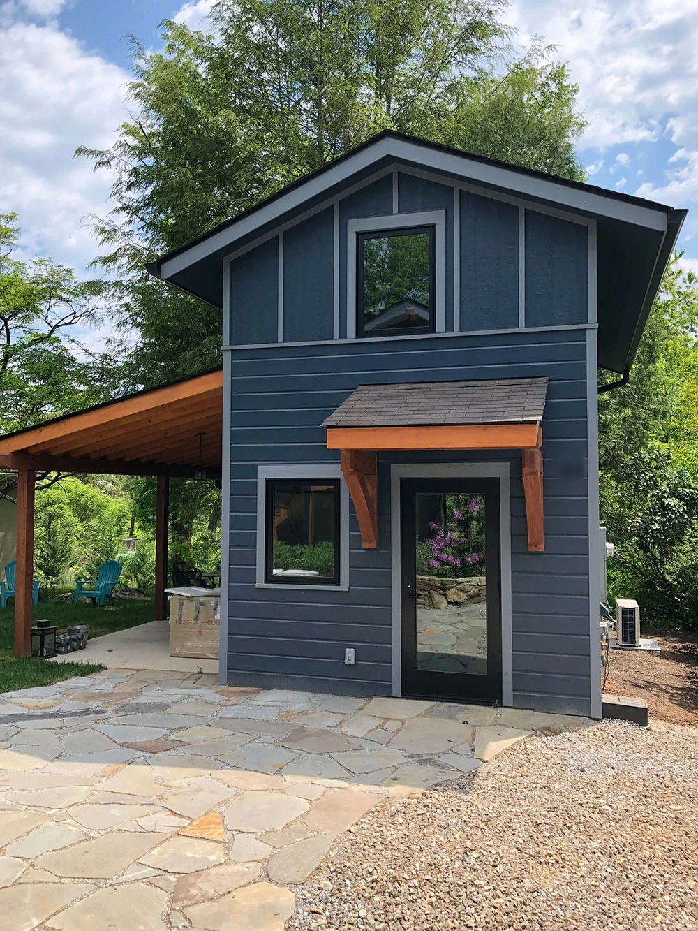 tiny-house-small1.jpg