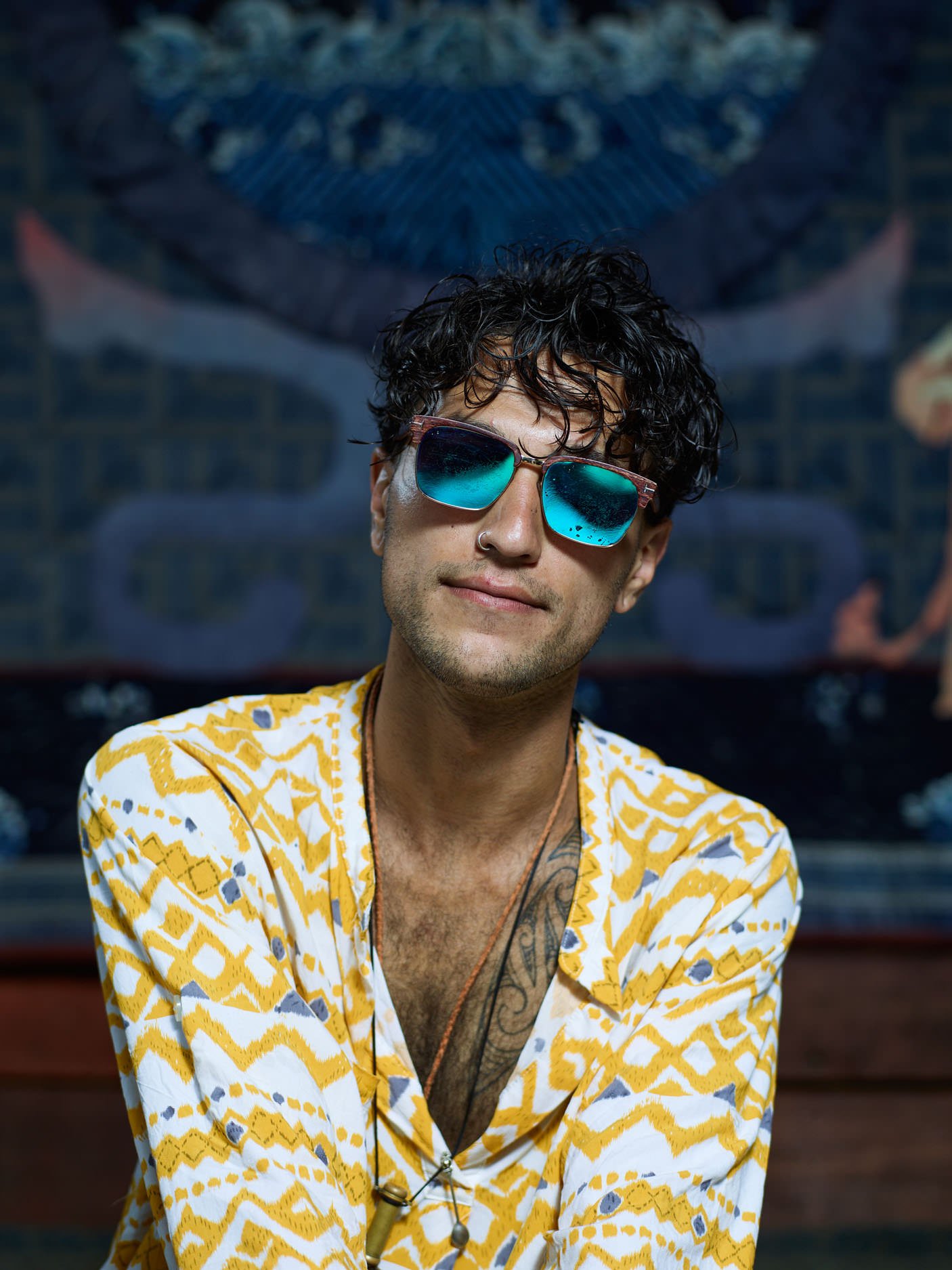 Shipwrecked_Yellow-shirt-sunglasses_0234_1875px_jmp.jpg