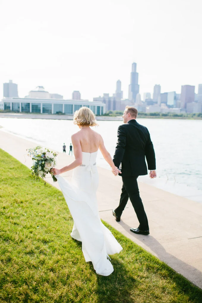 25-blackstone-chicago-wedding-pen-carlson-sweetchic-events-bride-and-groom-skyline-classic-romantic