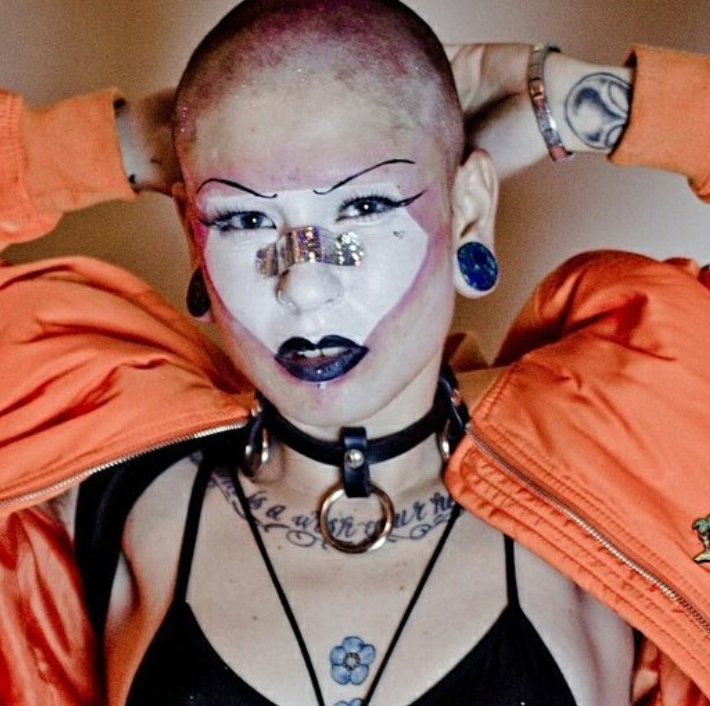  Catt Butt  c atbutt.it    @hailcatbutt  