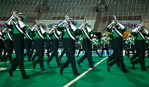 The Cavaliers Drum and Bugle Corps Rosemont, IL ~j  Drum corps  international, Drum corps, Marching band