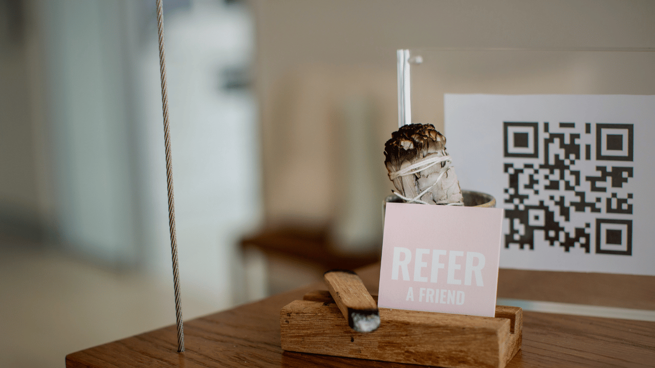 refer-a-friend-udental-surry-hills.png